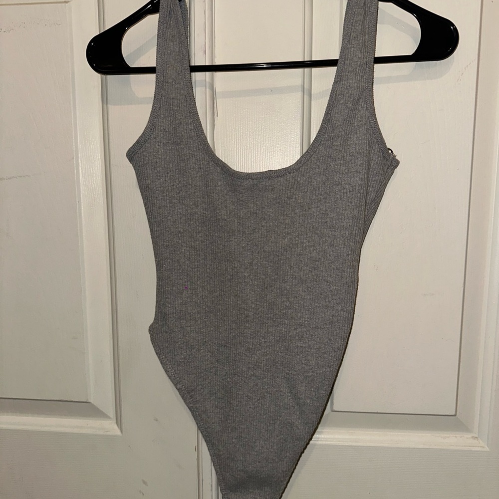 Zara Light Gray Knit Bodysuit - Picture 2 of 3